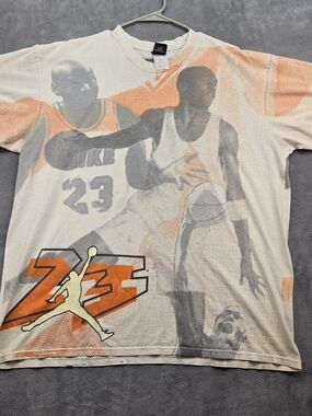 Jordan Men’s Graphic Short Sleeve Tee in White, Orange, Gray